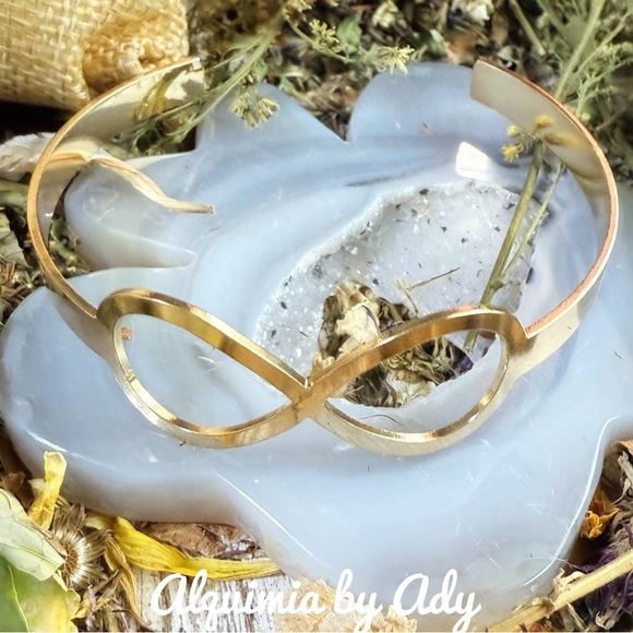 Gold cuff infinity chunky bangle bracelet - Picture 1 of 1